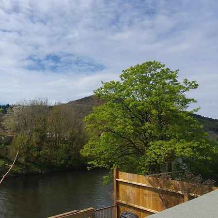 Ty Taf 2 Bed Cottage With Deck & Easy Transport Links 卡迪夫 外观 照片